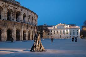 nimes